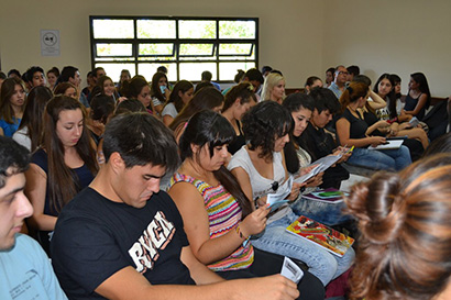 SE ABRE LA INSCRIPCIÓN PARA LOS SEMINARIOS CURRICULARES DE LA CARRERA DE COMUNICACIÓN SOCIAL